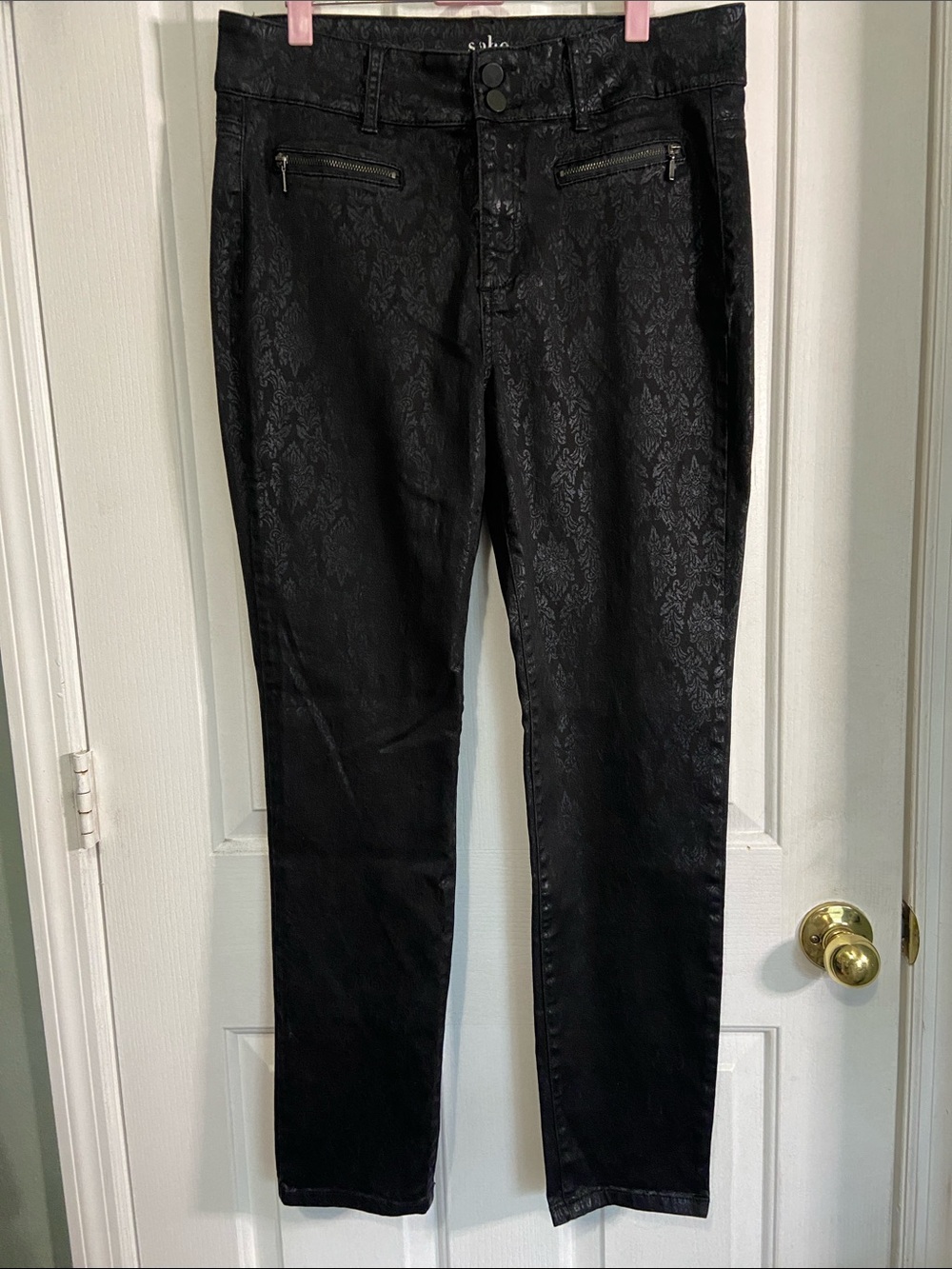 New York & Company Black Skinny Pants with Subtle Jacquard Texture